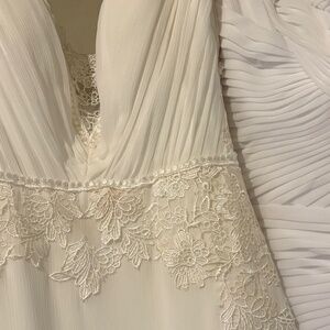 Wedding dress to Adora new